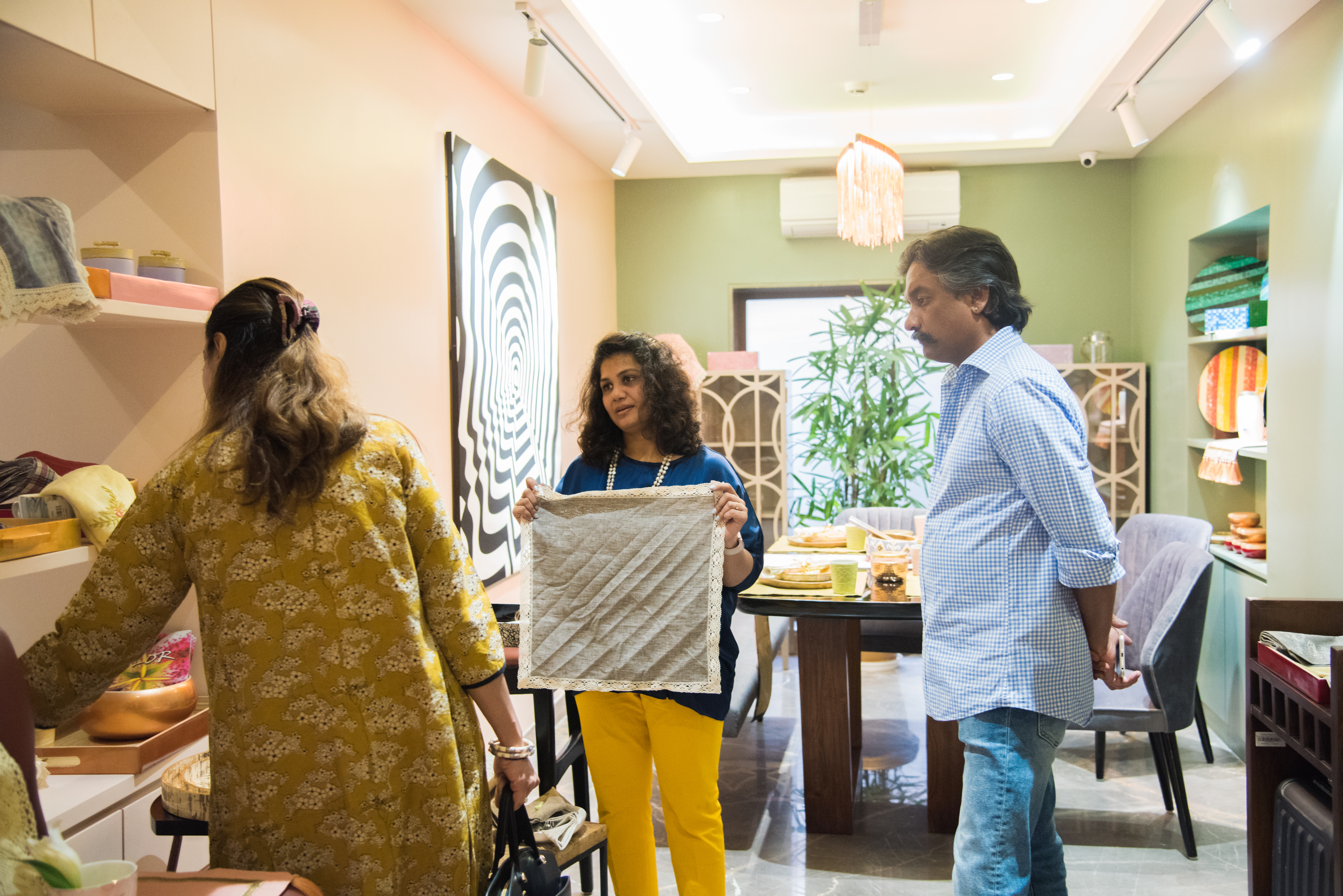 The festive season in the city began on a high note as Jaipur's most luxurious pre-festive trunk show, hosted by Hermosa Design Studio, kicked off with fervor last Thursday.